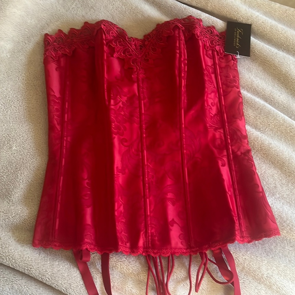 Fredrick’s of Hollywood red corset